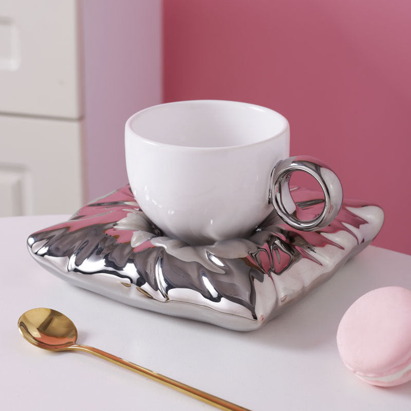 Nordic Style Ceramic Cup With Pillow