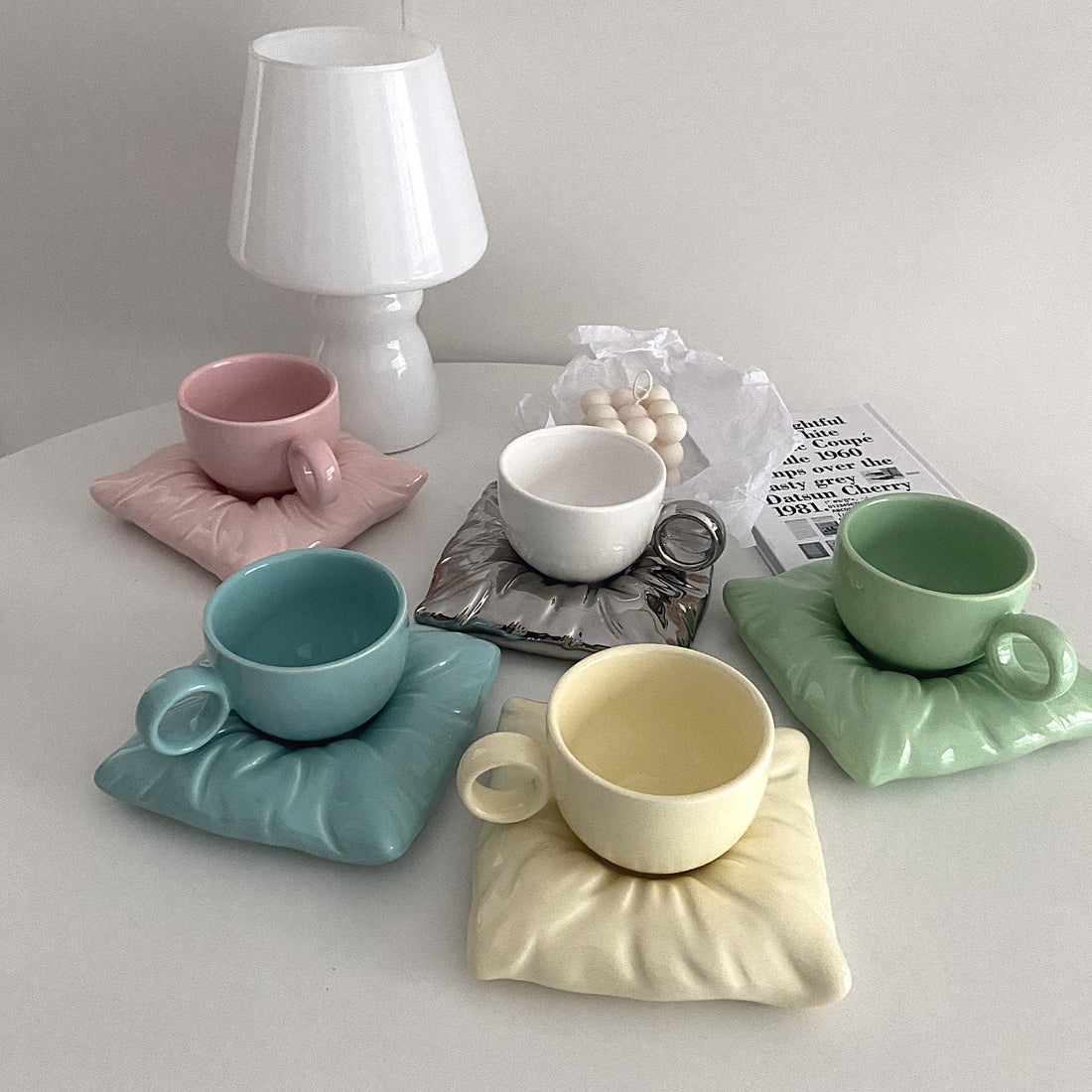 Nordic Style Ceramic Cup With Pillow