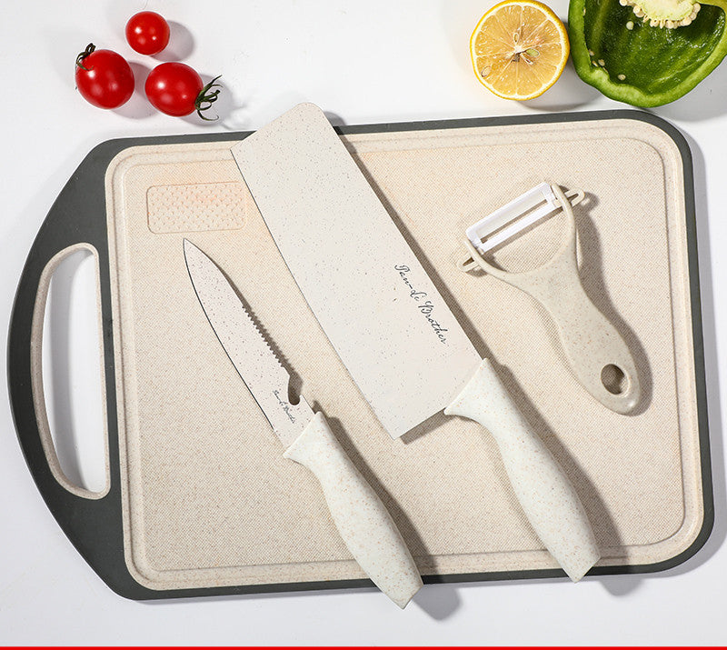 Kitchen Knife And Cutting Board
