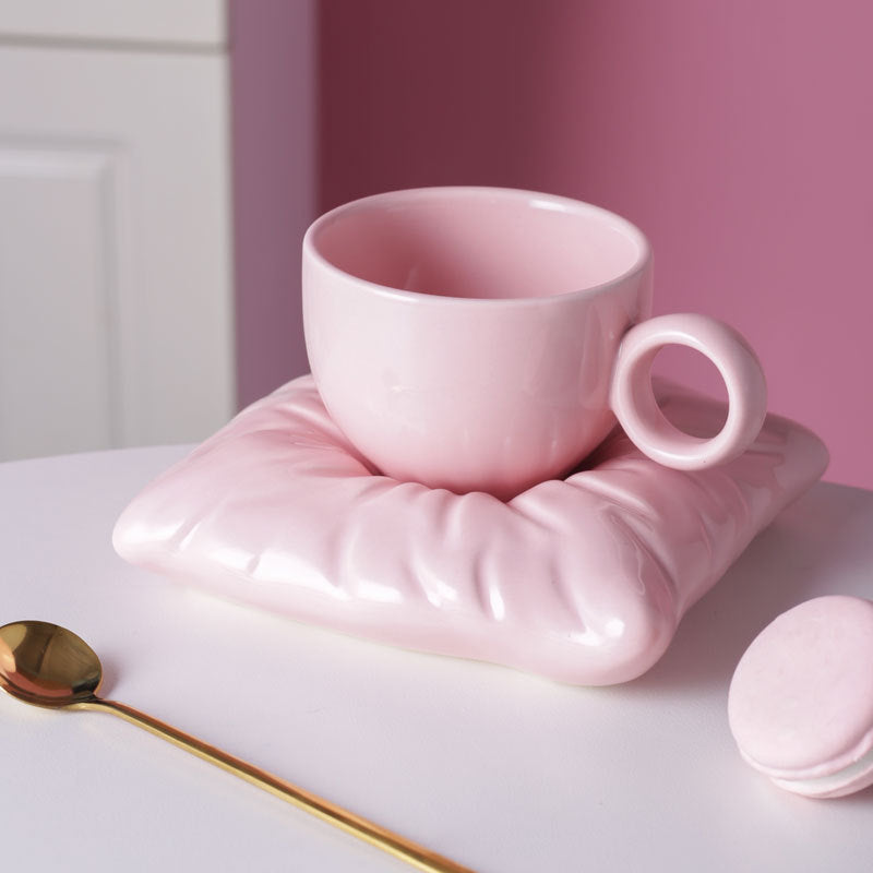 Nordic Style Ceramic Cup With Pillow